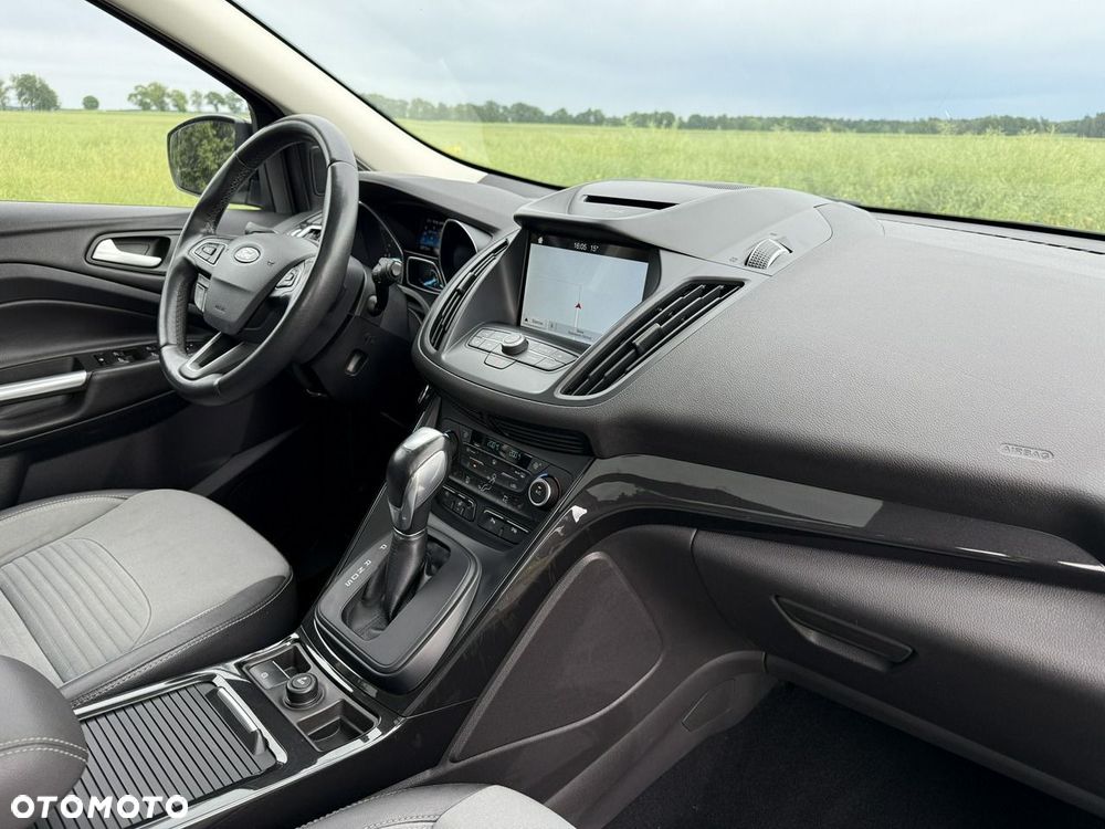 Ford Kuga 2.0 TDCi AWD Titanium - 39