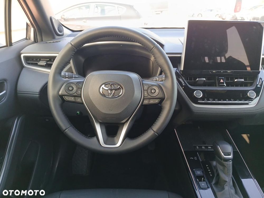 Toyota Corolla Cross - 12