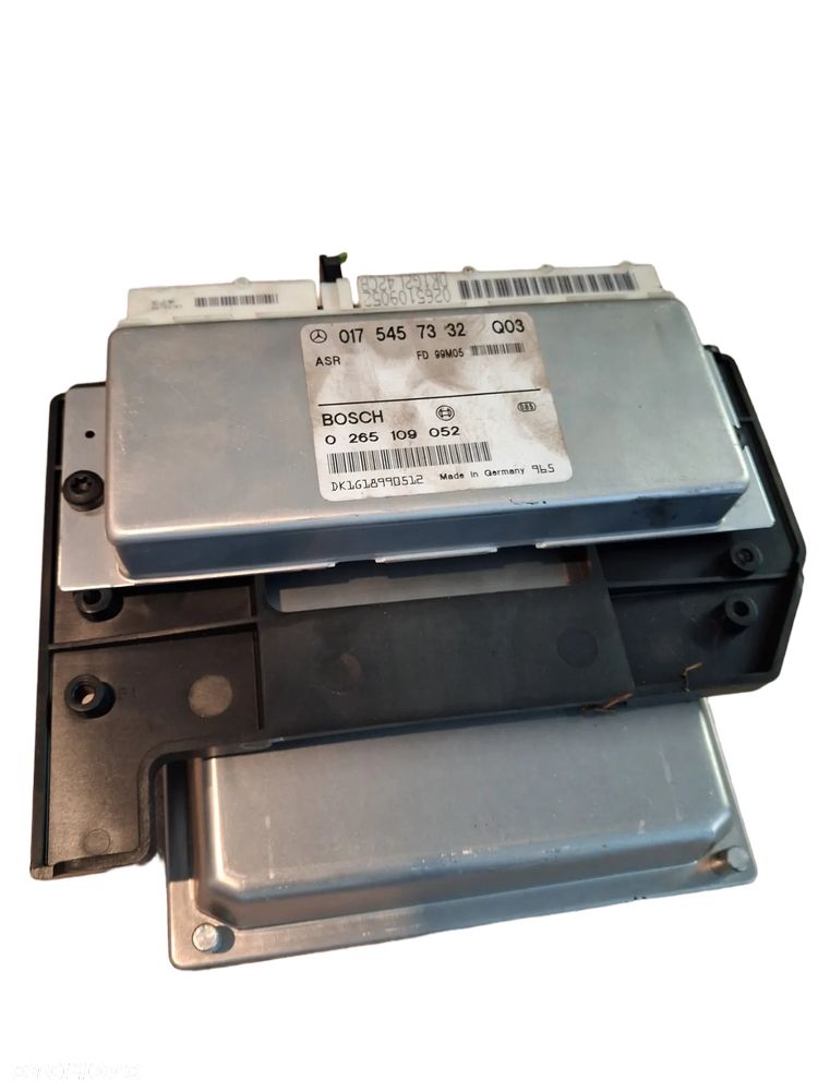 Sterownik Silnika ECU Komputer ASR MERCEDES E KLASA W210 A0265450332 0175457332 - 2