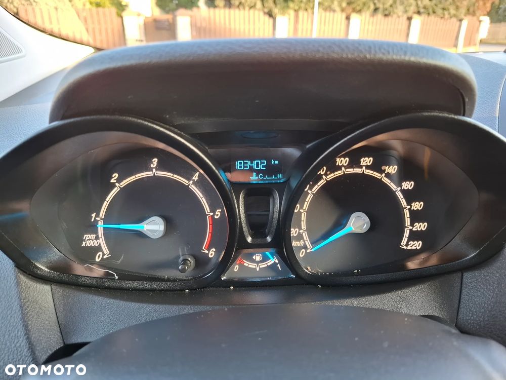 Ford TRANSIT COURIER - 16