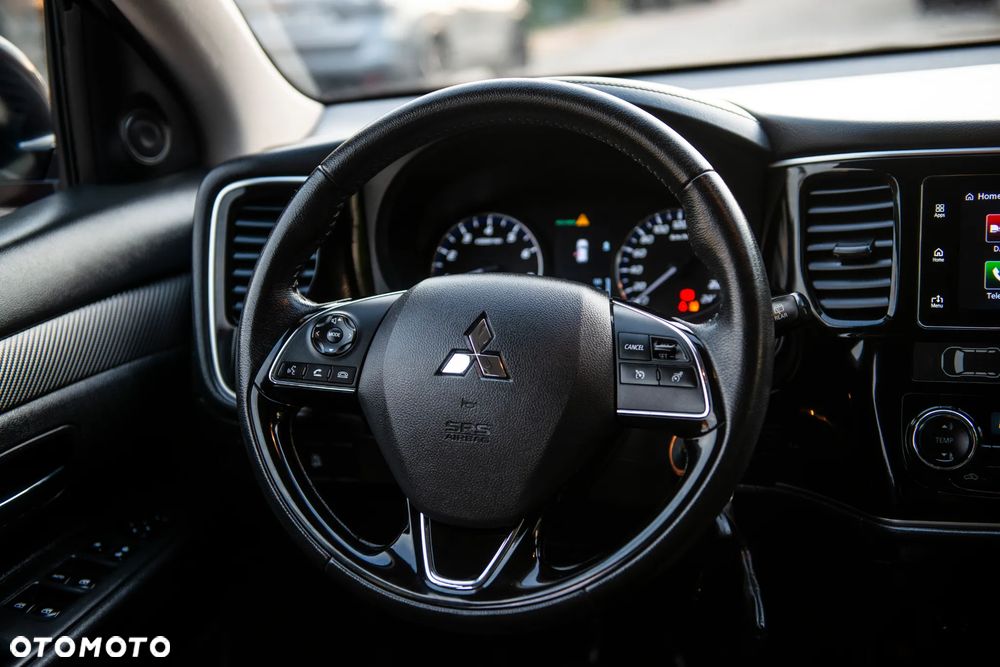 Mitsubishi Outlander 2.0 2WD Edition - 32