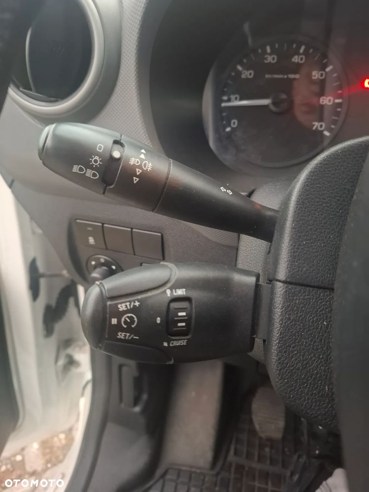 Citroën BERLINGO - 21