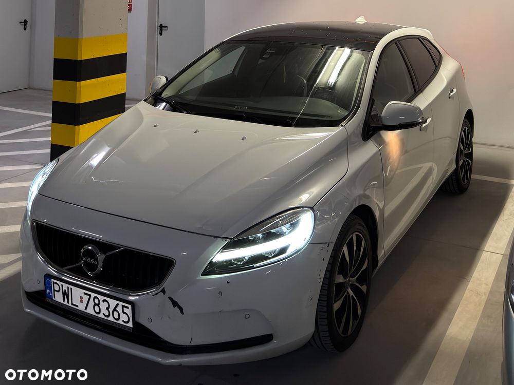Volvo V40 T3 Geartronic RDesign - 10
