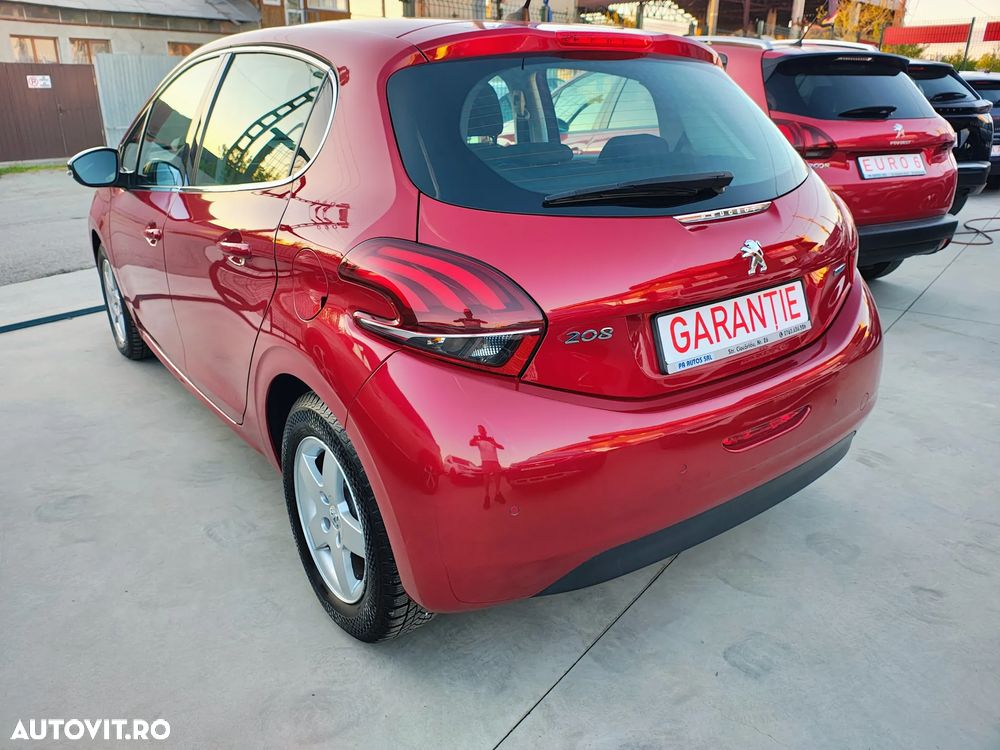 Peugeot 208 PureTech 110 Stop & Start Allure - 10