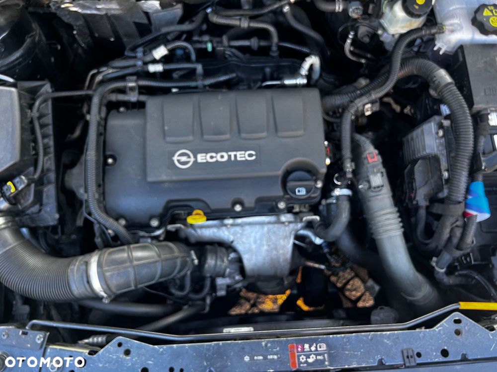 Opel Astra 1.4 Turbo Edition - 5