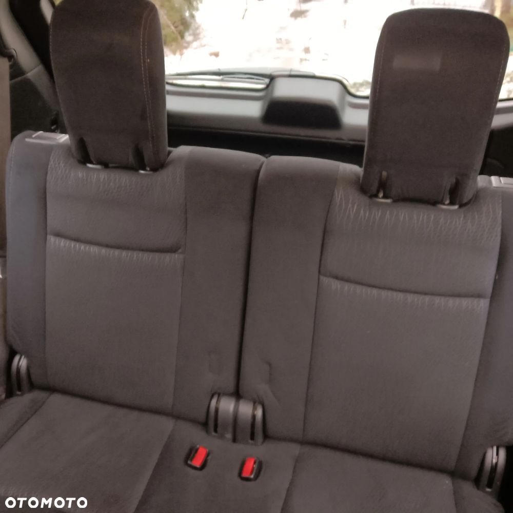 Nissan Pathfinder - 11