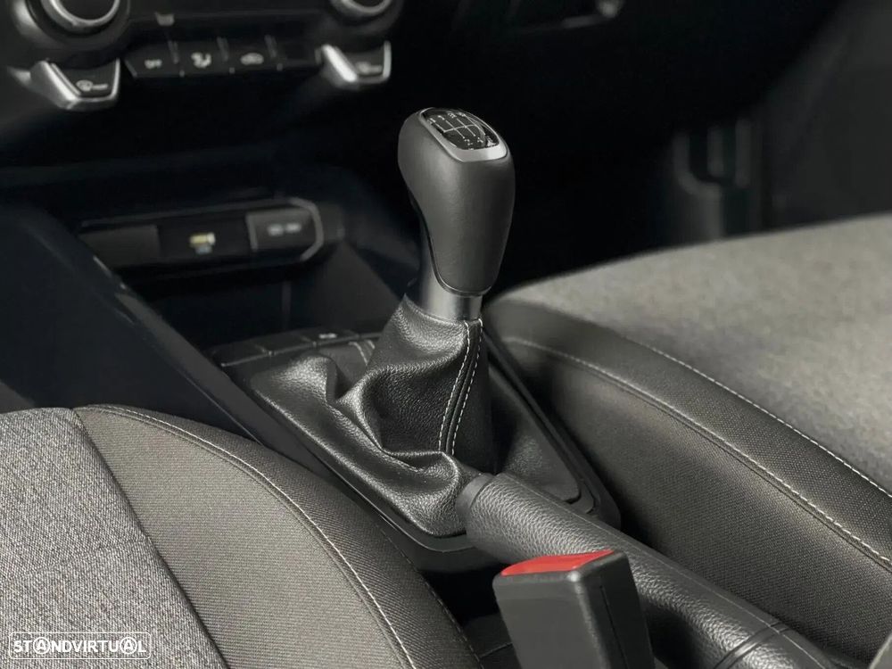 Kia Stonic 1.0 T-GDI Tech - 8