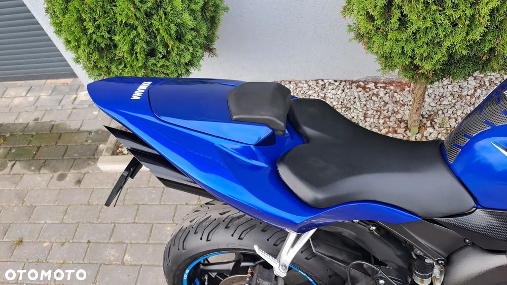 Yamaha R1 - 20