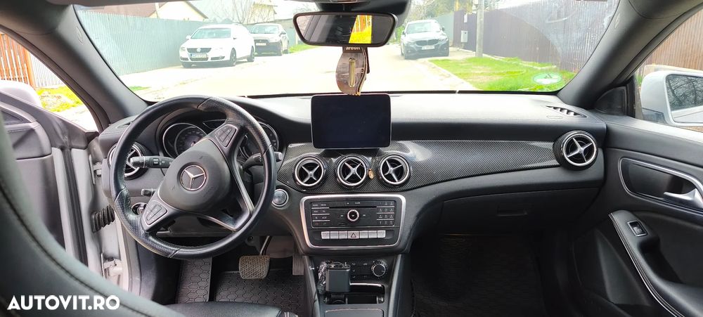 Mercedes-Benz CLA 200 d 7G-DCT - 10