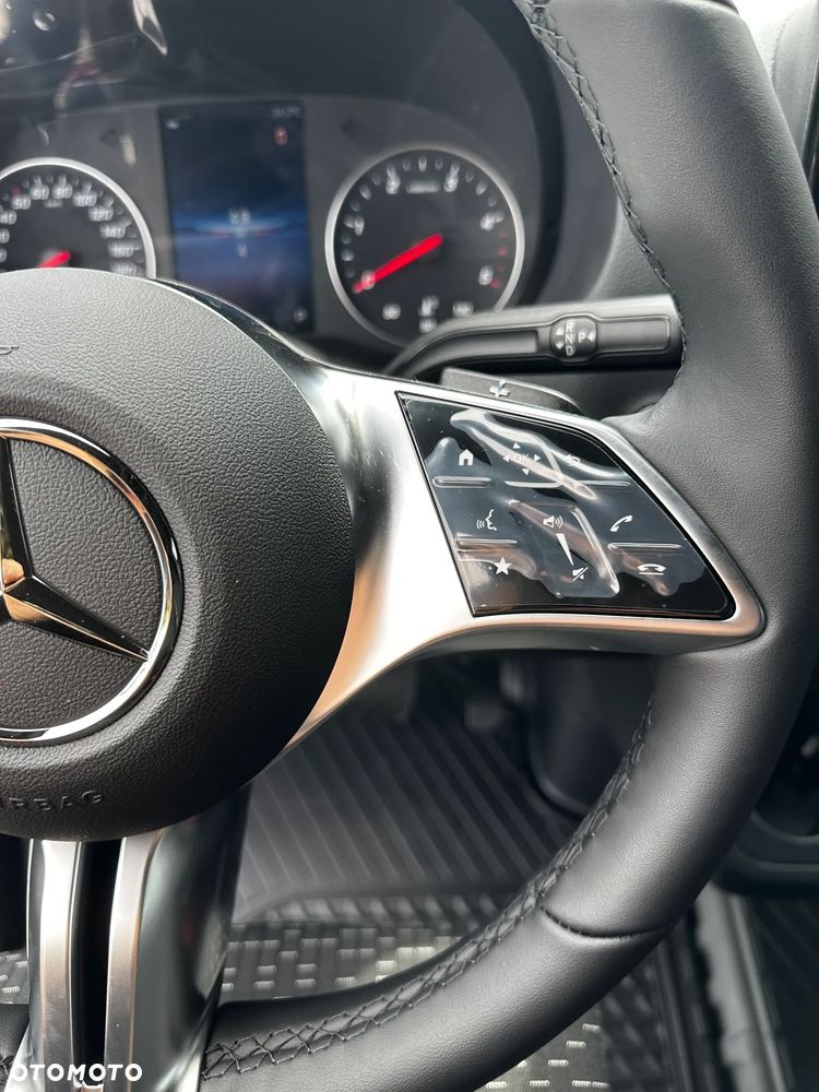 Mercedes-Benz Sprinter - 19