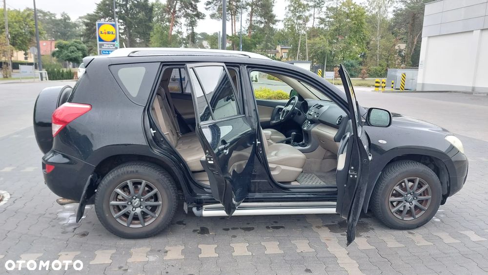 Toyota RAV4 2.0 VVT-i Prestige - 9