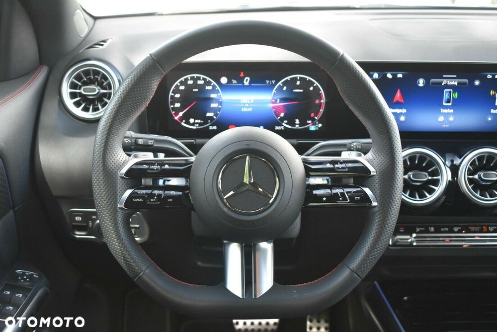 Mercedes-Benz GLA 200 AMG Line - 7