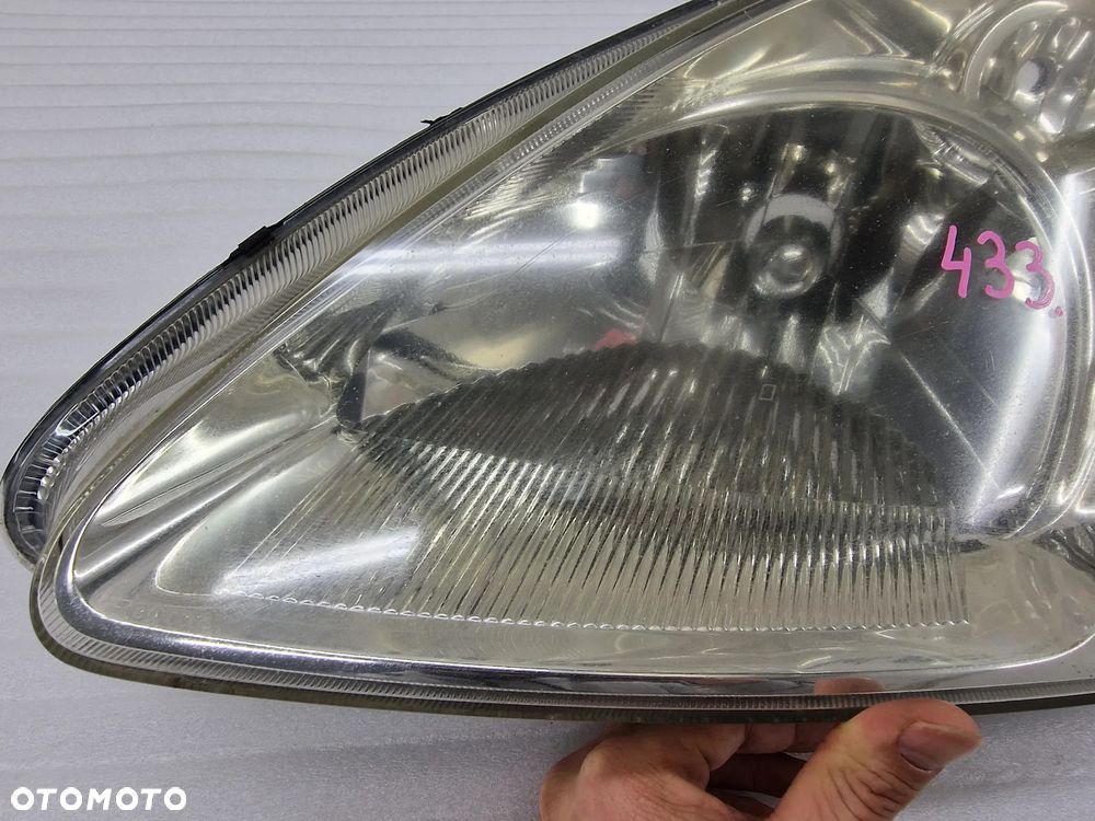 HONDA CIVIC VII 01-06 LEWA LAMPA PRZEDNIA PRZÓD , NR 0301193301 , NR AUKCJI LL433 - 18