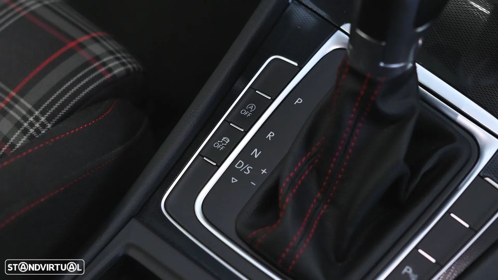 VW Golf 2.0 TSi GTi DSG Performance - 37