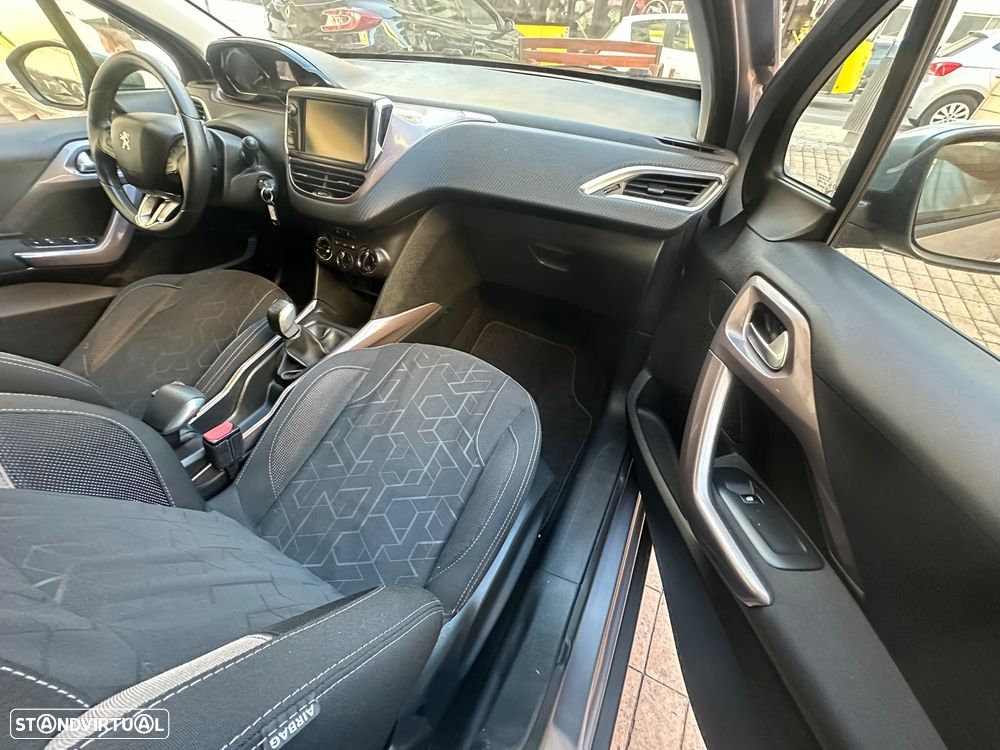 Peugeot 2008 1.4 HDi Active - 13