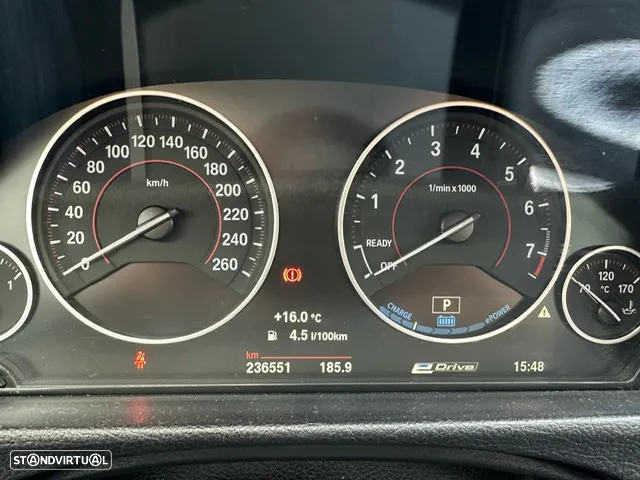 BMW 330 e iPerformance Pack M Shadow - 10