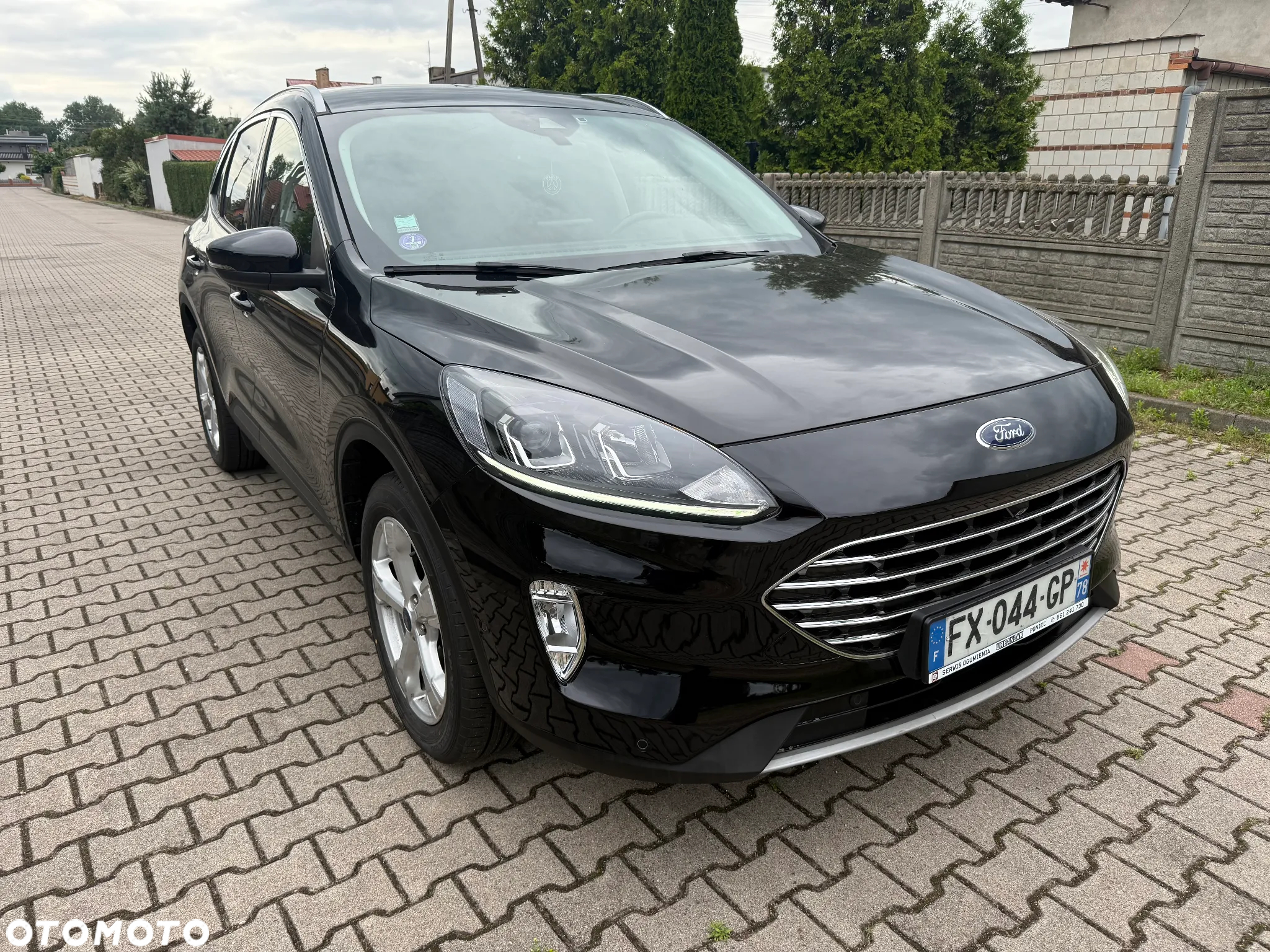 Ford Kuga 2.5 FHEV AWD Titanium - 3