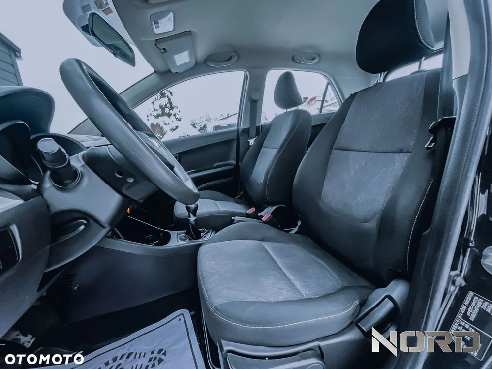 Kia Picanto 1.0 L - 12