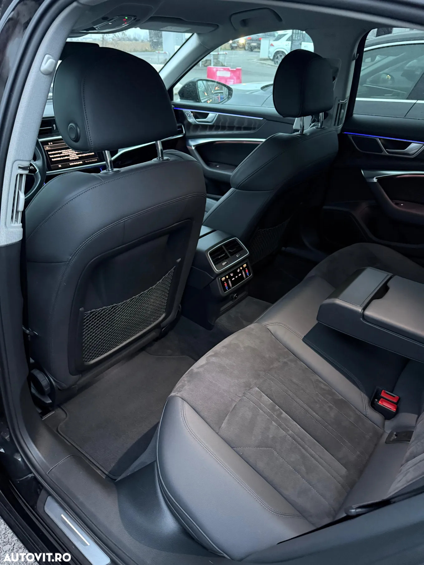 Audi A6 - 4