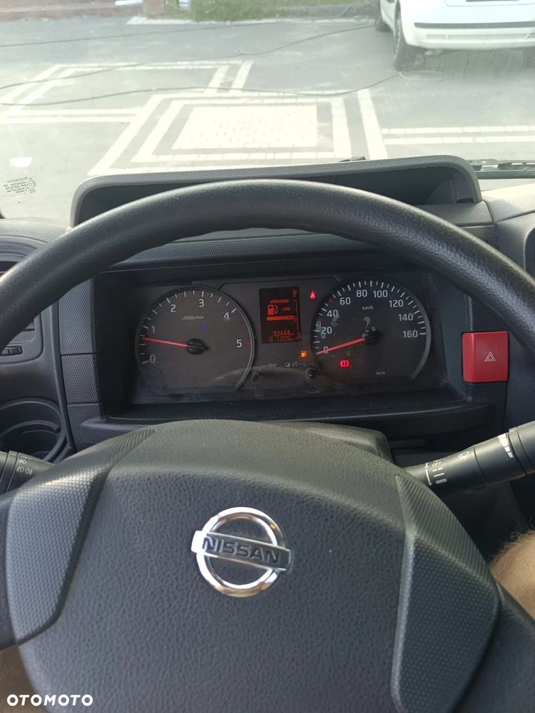 Nissan cabstar st 400 - 5