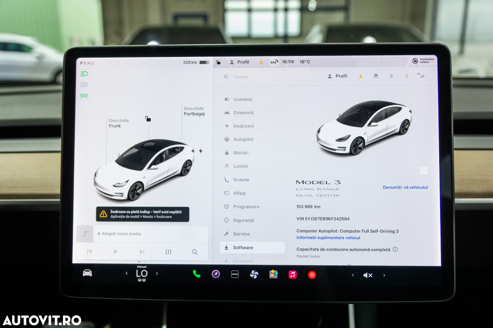 Tesla Model 3 Long Range - 24