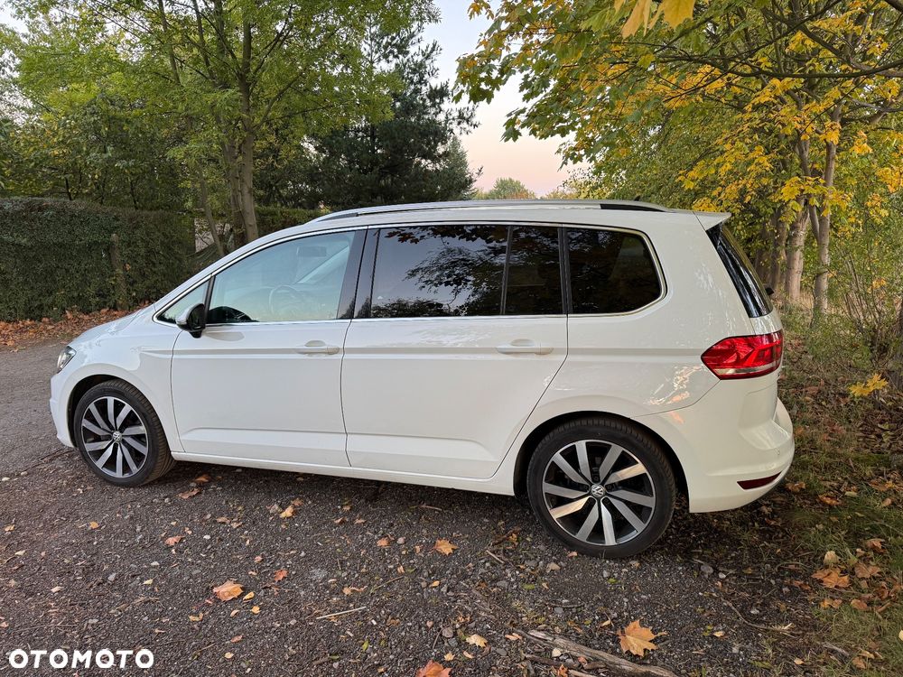Volkswagen Touran 2017 photo 5
