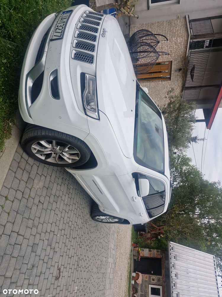 Jeep Grand Cherokee - 1