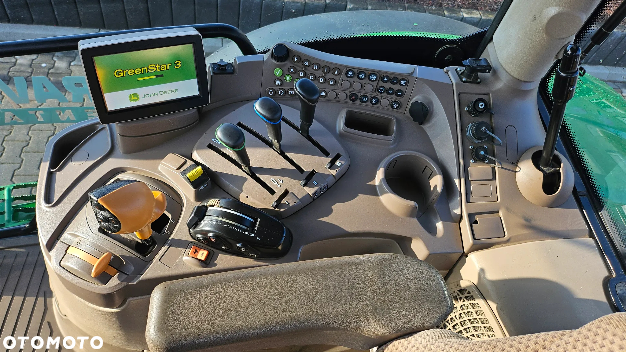 John Deere JD 6150R, 6-cyl, TLS, HCS, AutoTrac Ready, autentyczny przebieg - 15