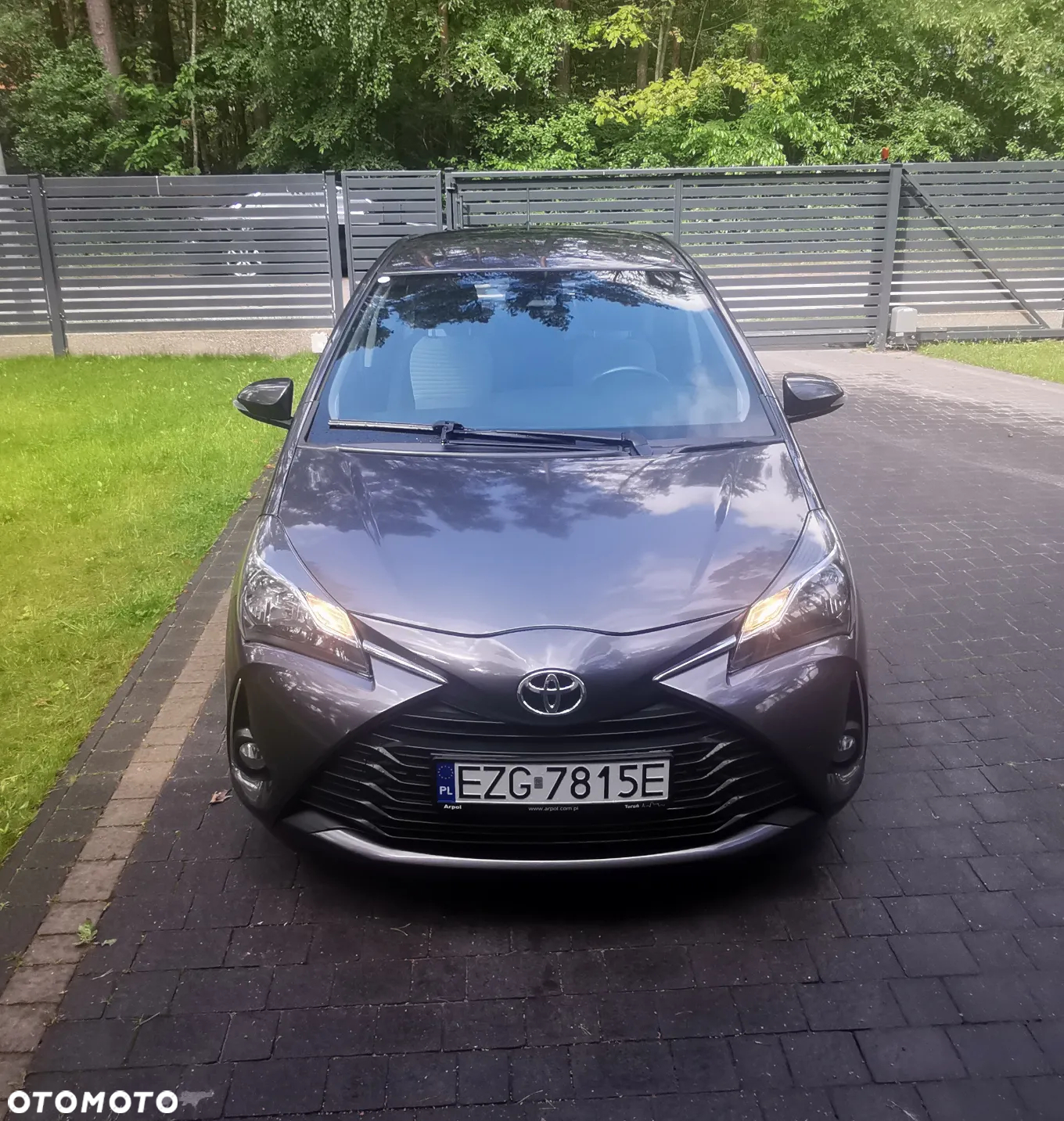 Toyota Yaris 1.0 Premium - 8