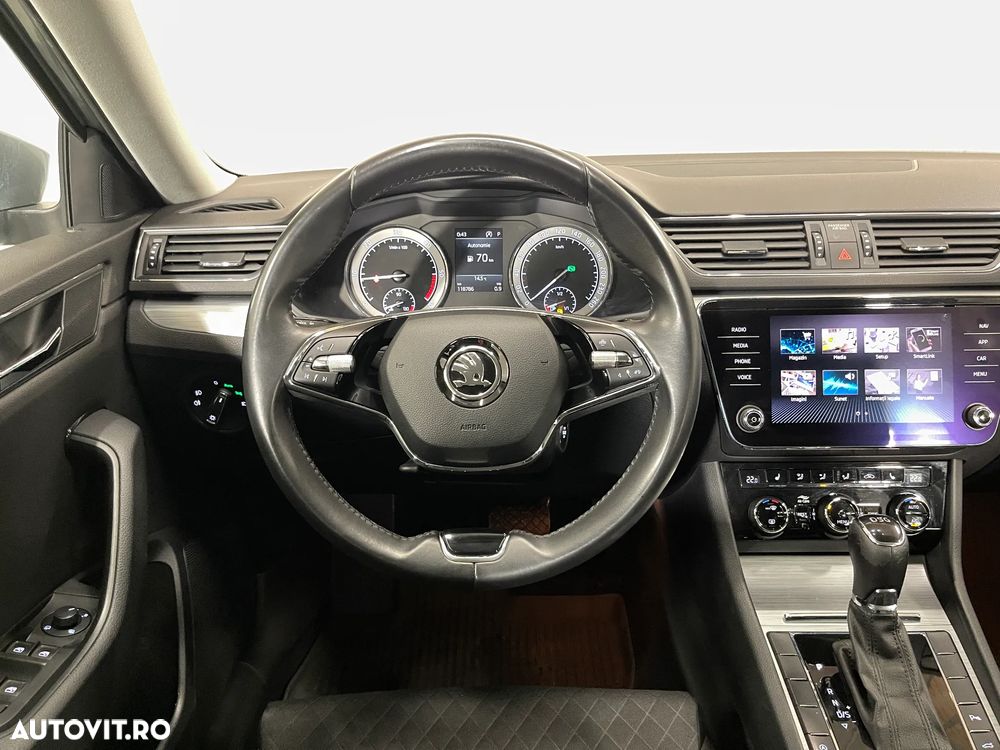 Skoda Superb 2.0 TDI DSG Ambition - 6