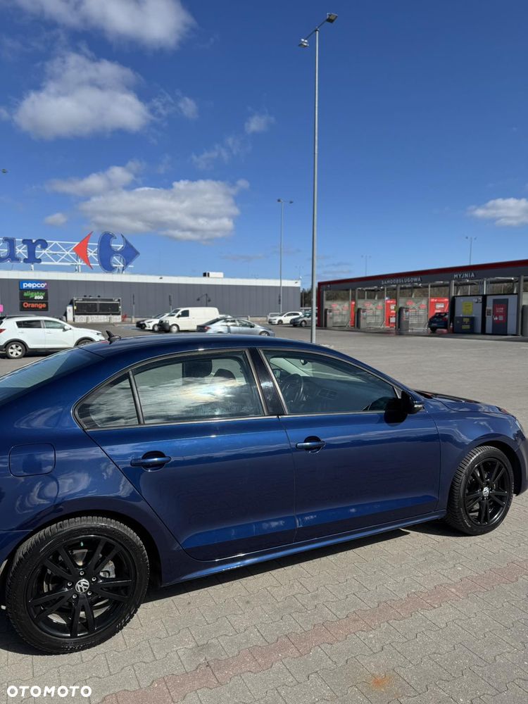 Volkswagen Jetta 1.2 TSI Comfortline - 14