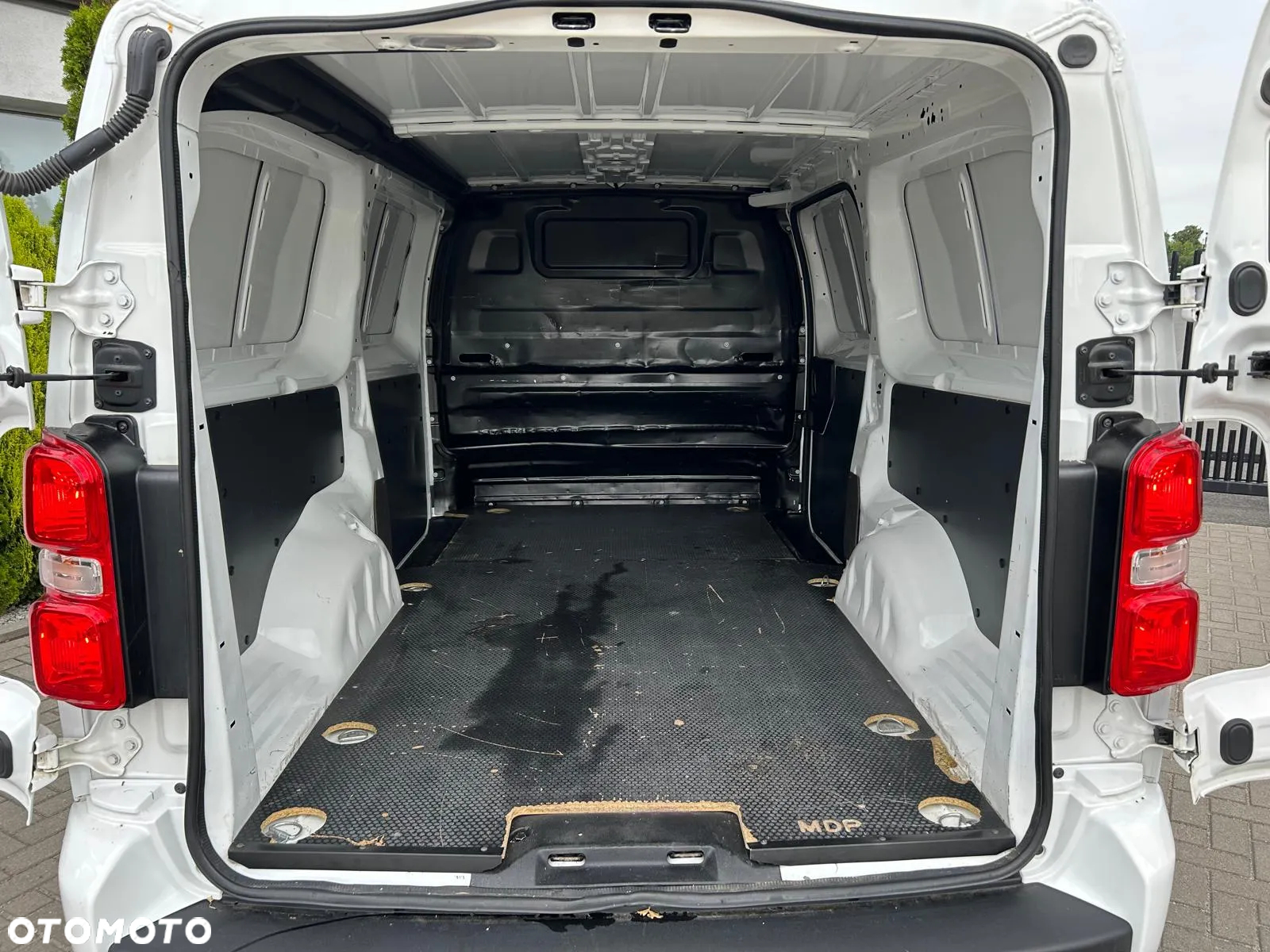 Opel Vivaro - 15