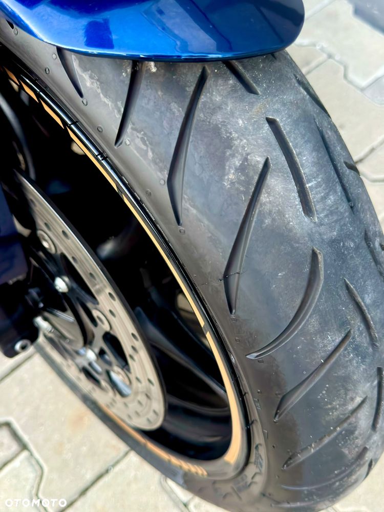 Yamaha FZ - 8