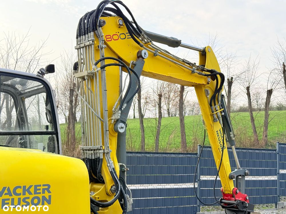 Wacker Neuson * Sprowadzona * Wacker Neuson 8003 * 3 x Ramiona * Bardzo Dobry Stan - 25