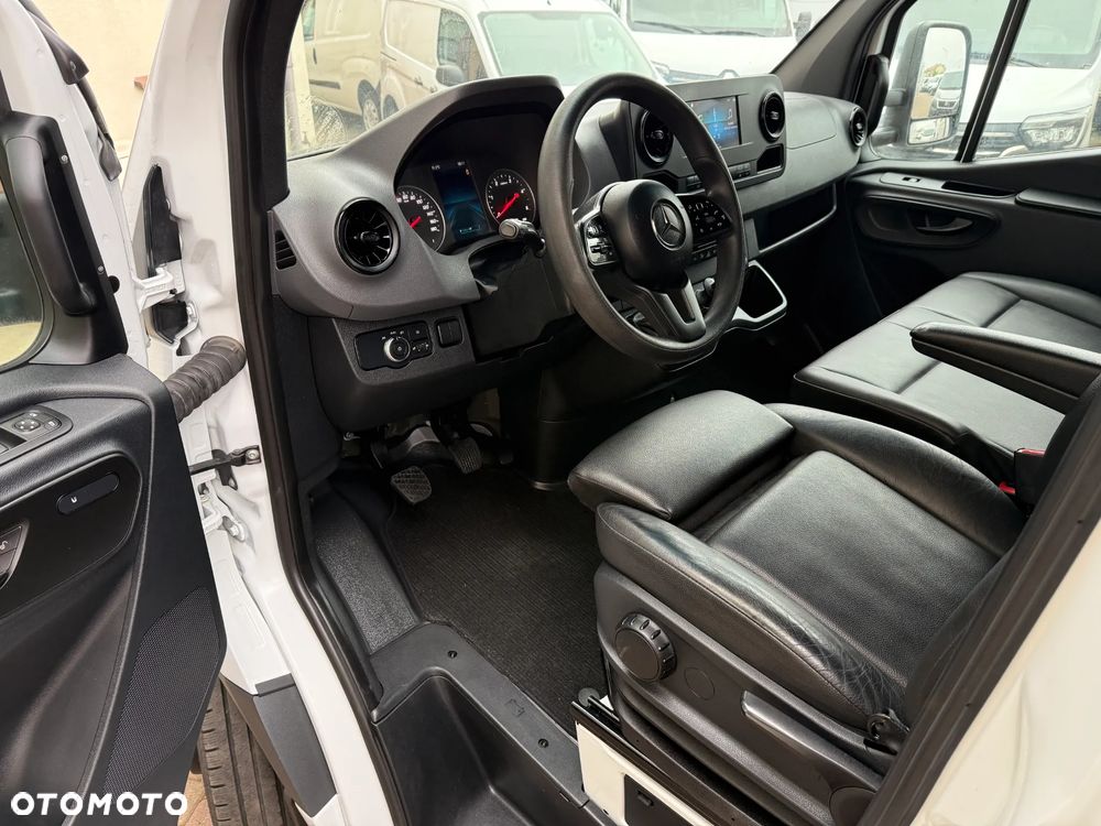 Mercedes-Benz Sprinter 516 CDI Izoterma Winda - 19
