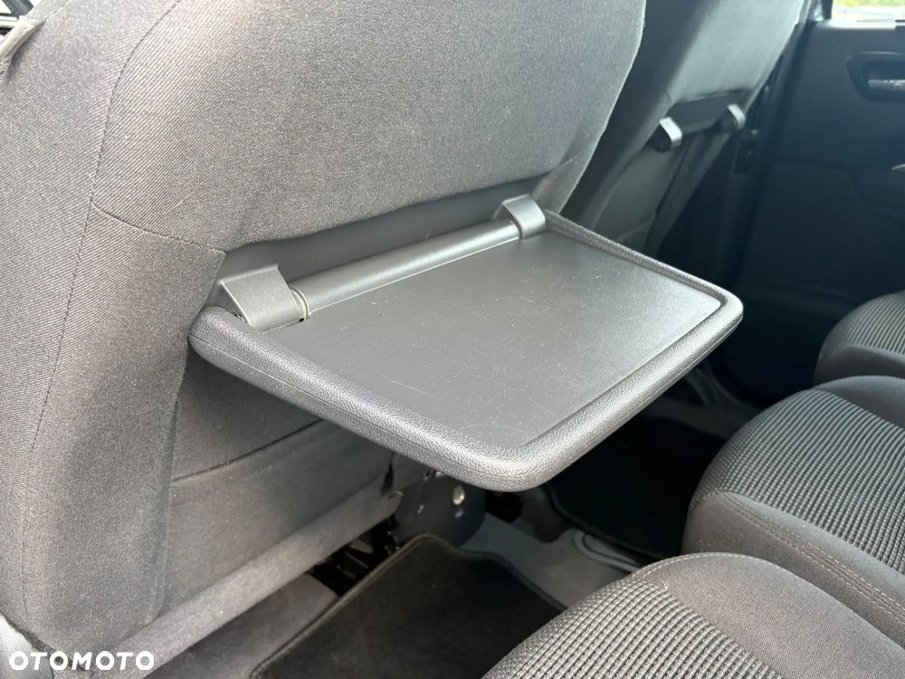 Peugeot 5008 1.6 HDi Style - 17