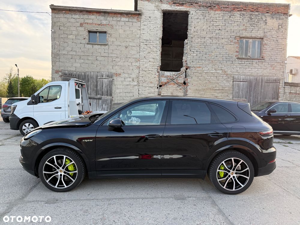 Porsche Cayenne E-Hybrid Tiptronic S Platinum Edition - 2