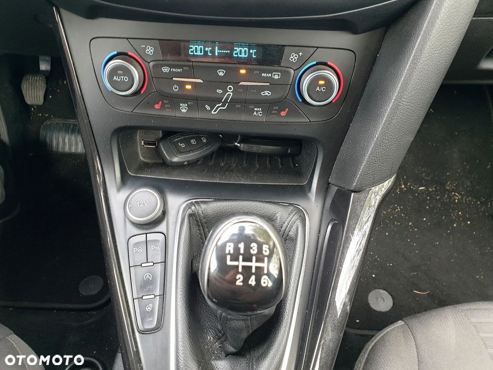 Ford Focus 1.5 EcoBoost Start-Stopp-System Titanium - 18