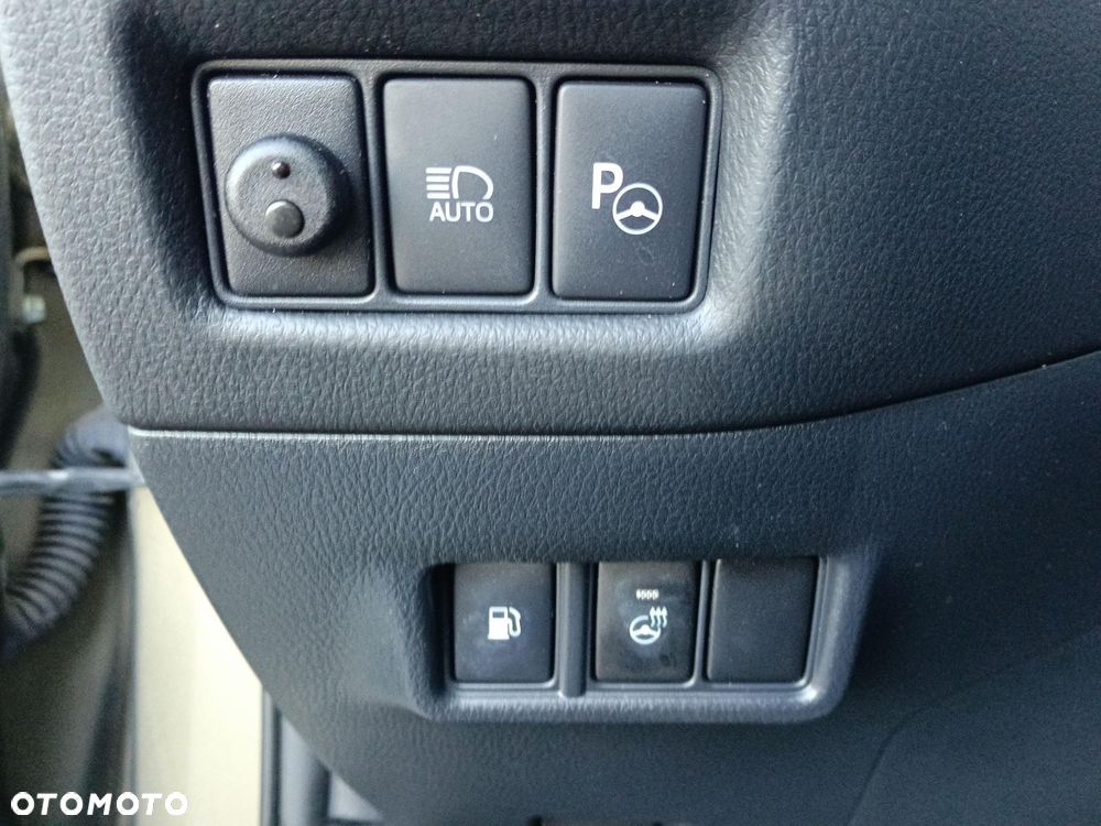 Toyota C-HR 1.8 Hybrid Executive - 17