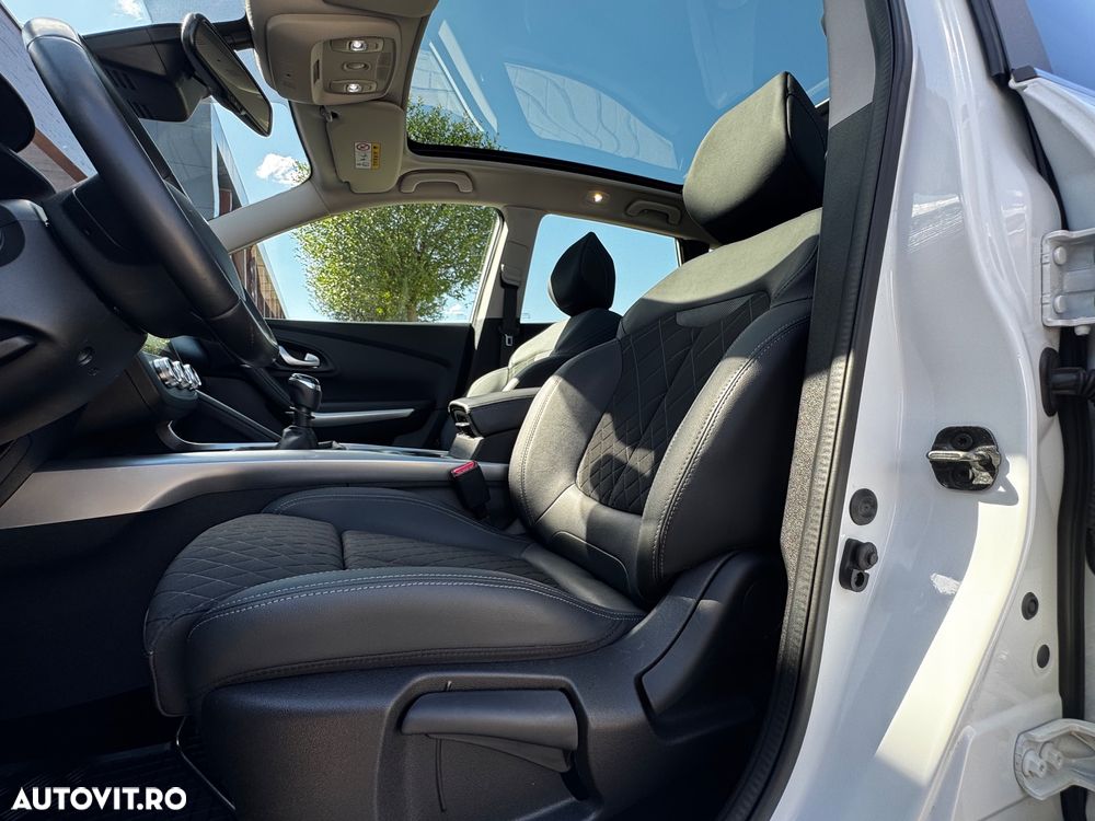 Renault Kadjar TCe 160 GPF BOSE EDITION - 17