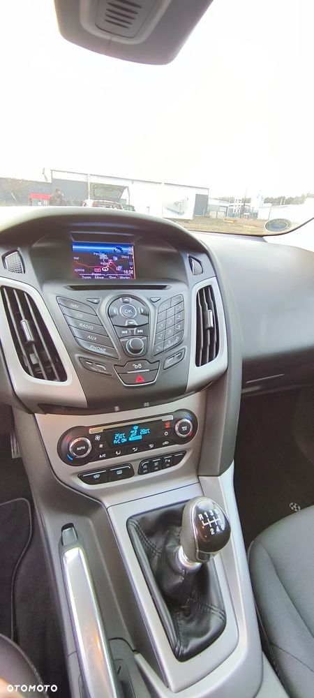 Ford Focus 1.0 EcoBoost Start-Stopp-System SYNC Edition - 13