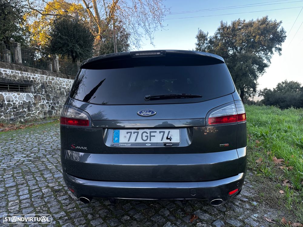 Ford S-Max 2.0 TDCi Titanium 7L - 17