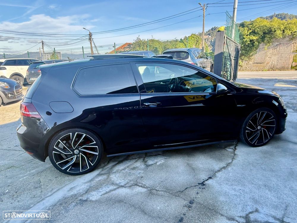 VW Golf 2.0 TDi GTD DSG - 14