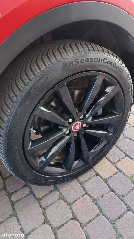 Jaguar E-Pace D150 AWD R-Dynamic S - 11