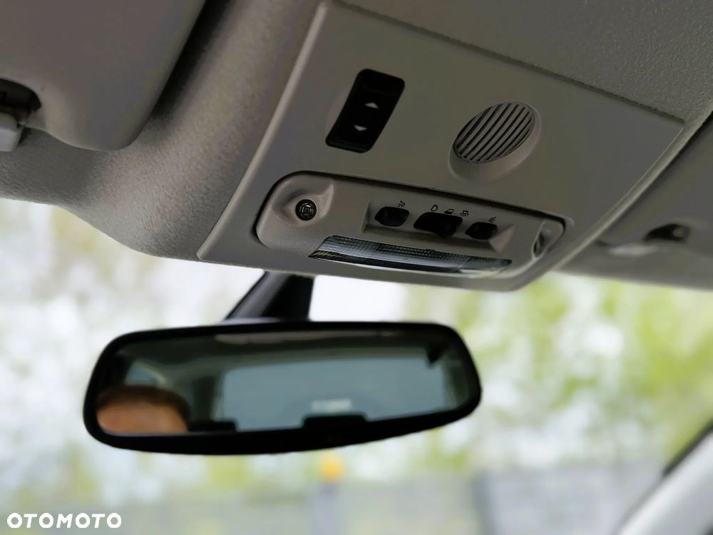 Ford C-MAX - 32