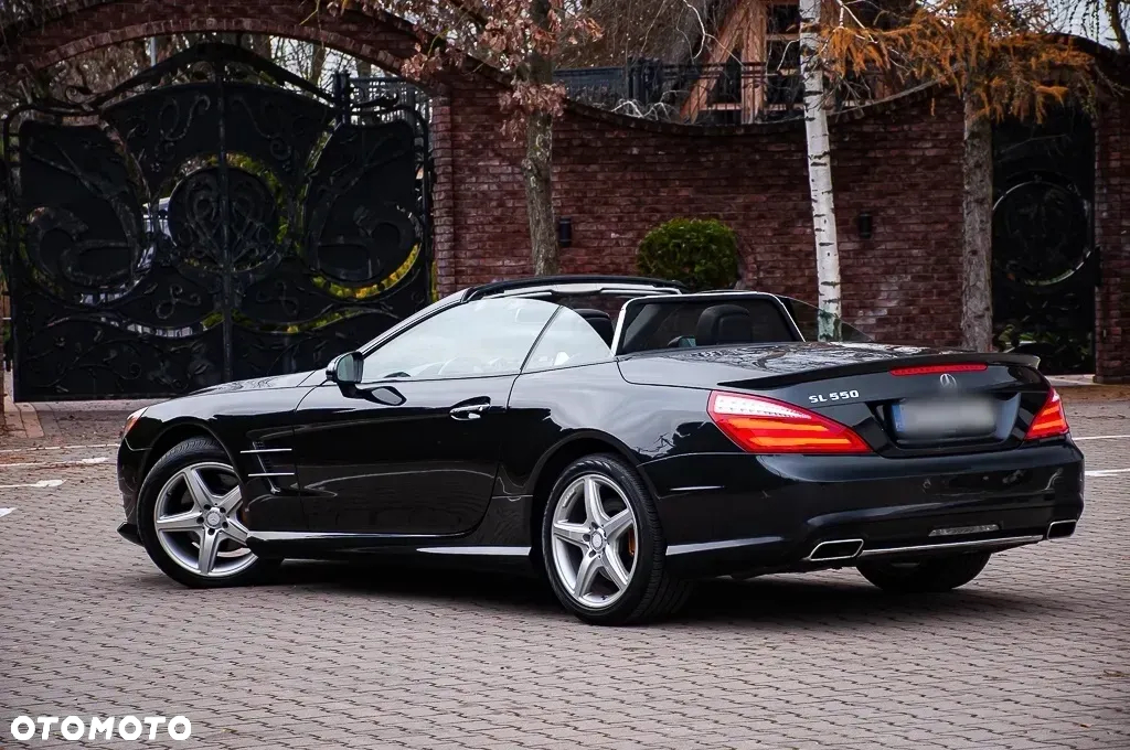 Mercedes-Benz SL - 12