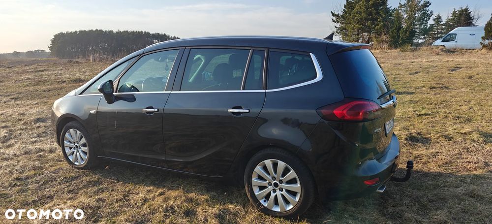 Opel Zafira 2.0 CDTI Cosmo - 4
