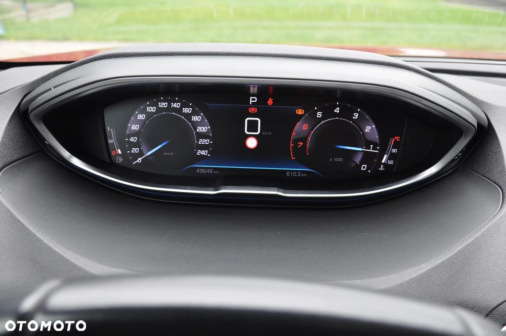 Peugeot 3008 1.2 PureTech Allure Pack S&S EAT8 - 18