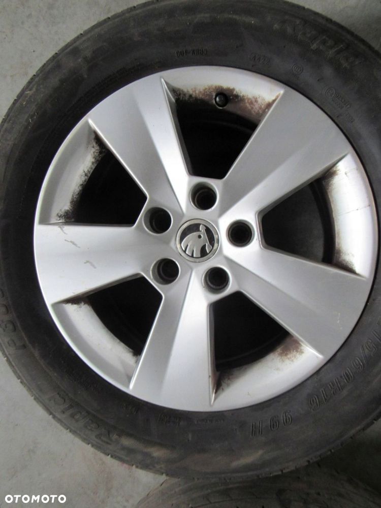 Skoda Superb B8 3V KOŁA FELGI Z OPONAMI 215/60R16 - 4