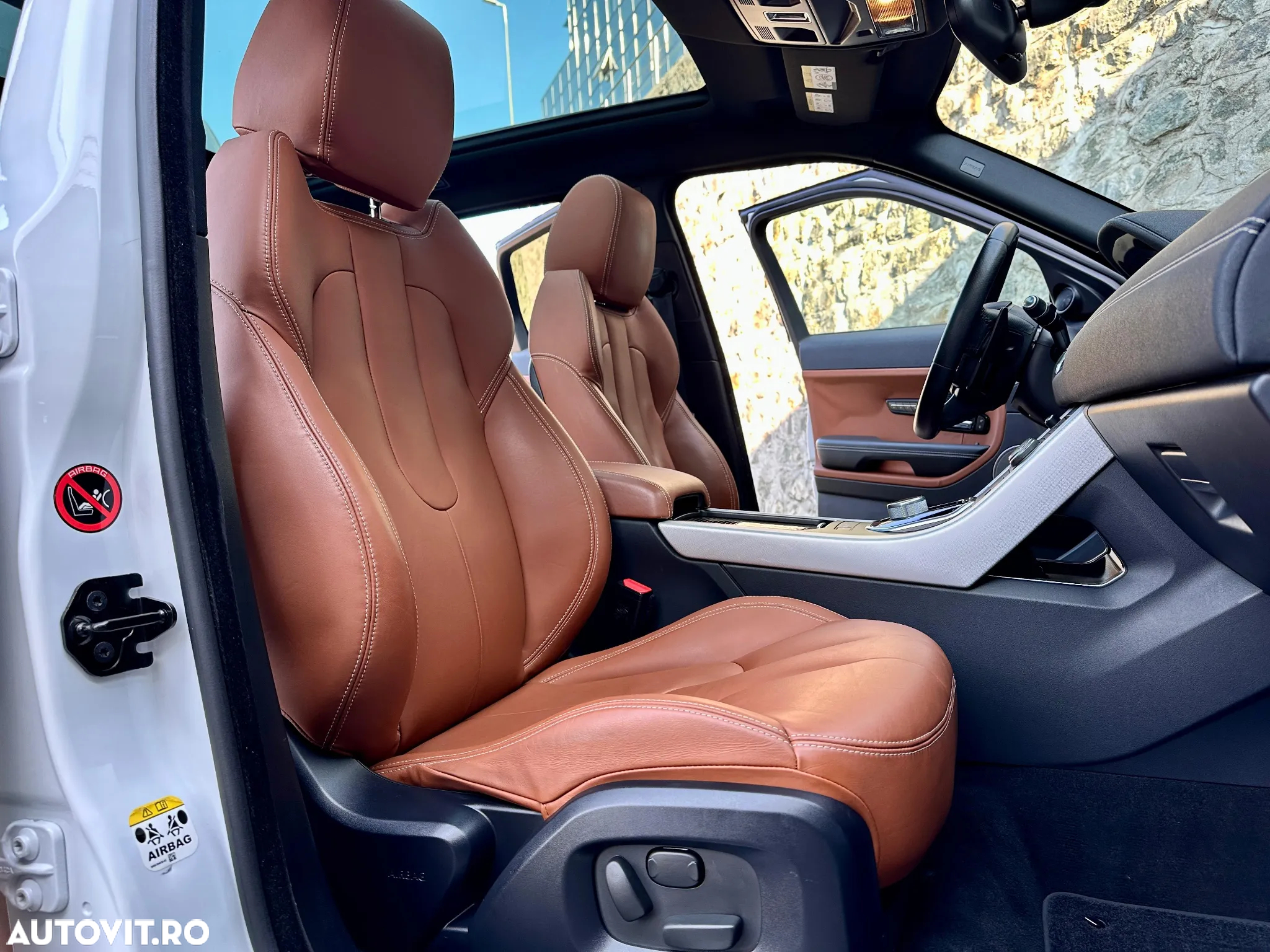 Land Rover Range Rover Evoque - 19